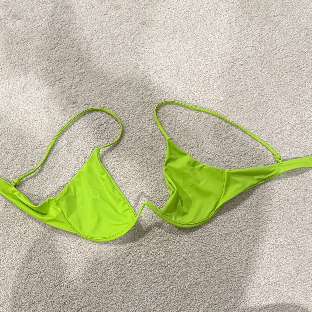 Kendall & Kylie Vibrant Green Underwire Bikini Top